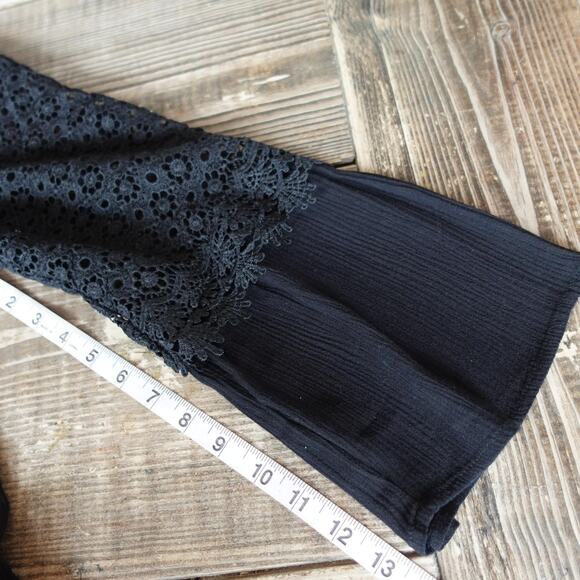 Neiman Marcus Shirt Womens Large Black Lace Crochet Boho Peasant Top Whimsigoth - Picture 6 of 9